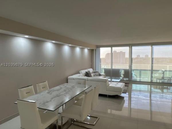 Arlen House East, 100 Bayview Dr #904, Sunny Isles Beach, Florida 33160, image 3