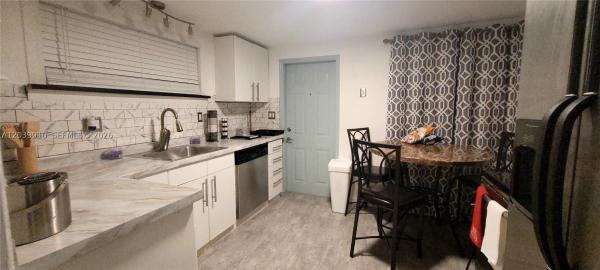 Flagler Village, 104 NE 5th St, Fort Lauderdale, Florida 33301, image 2