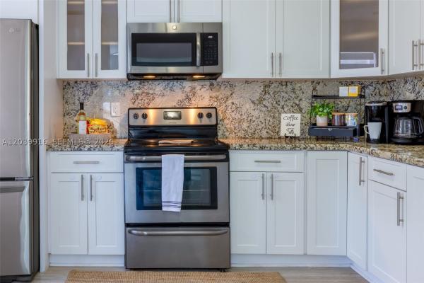Driftwood Acres, 6801 Park St, Hollywood, Florida 33024, image 2