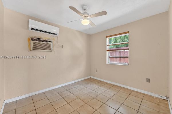 Douglas Commercial Center, 920 NW 35th Ave, Miami, Florida 33125, image 3