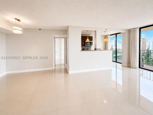 Winston Towers 700, 290 174th St #1117, Sunny Isles Beach, Florida 33160, image 2