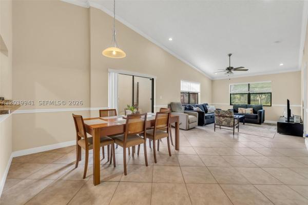 6633 N Parkway Dr #5-7, Margate, Florida 33068, image 3