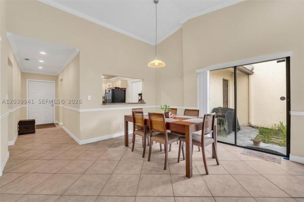 6633 N Parkway Dr #5-7, Margate, Florida 33068, image 1