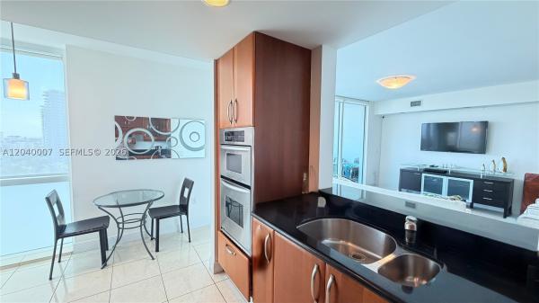 The Parc At Turnberry Isle, 19400 Turnberry Way #1131, Aventura, Florida 33180, image 3