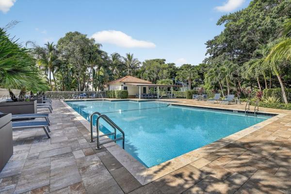 Somerset Lake, 116 W Bayridge Dr, Weston, Florida 33326, image 2