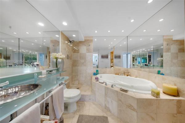 Royal Atlantic, 465 Ocean Dr #1009, Miami Beach, Florida 33139, image 1