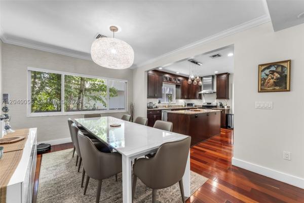 Bay Heights, 8 Pinta Rd, Miami, Florida 33133, image 2
