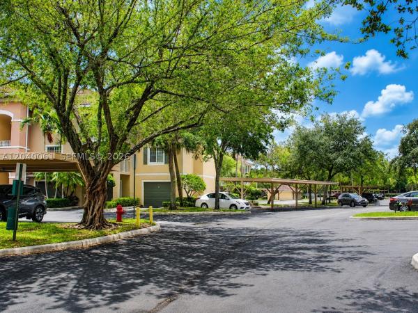 6458 Emerald Dunes Dr #303, West Palm Beach, Florida 33411, image 3