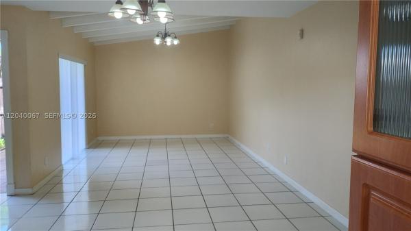 7115 SW 111th Pl, Unincorporated Dade County, Florida 33173, image 2