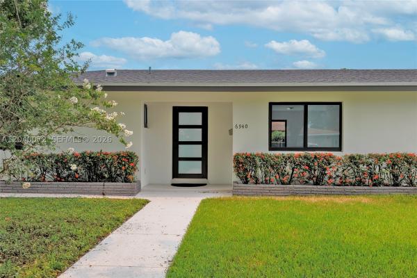 Plantation Gardens, 6940 NW 6th St, Plantation, Florida 33317, image 1