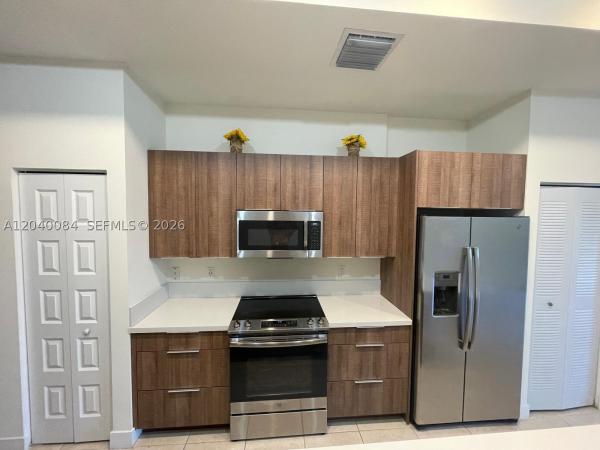 Apex At Park Central, 8025 NW 104th Ave #31, Doral, Florida 33178, image 2