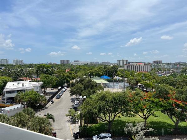 Keystone Harbor Club, 13155 Ixora Ct #703, North Miami, Florida 33181, image 2