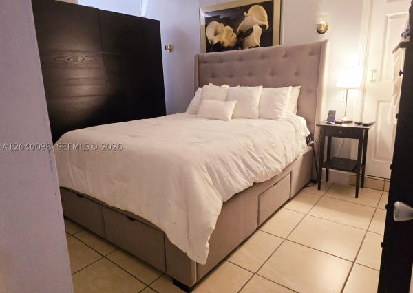 Durham Terrace, 4074 NW 4th St, Miami, Florida 33126, image 3