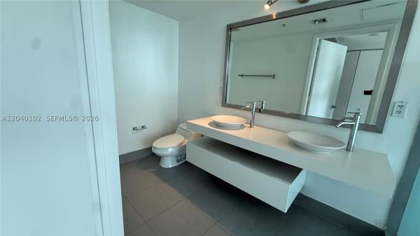 Mint At Riverfront, 92 SW 3rd St #3311, Miami, Florida 33130, image 1