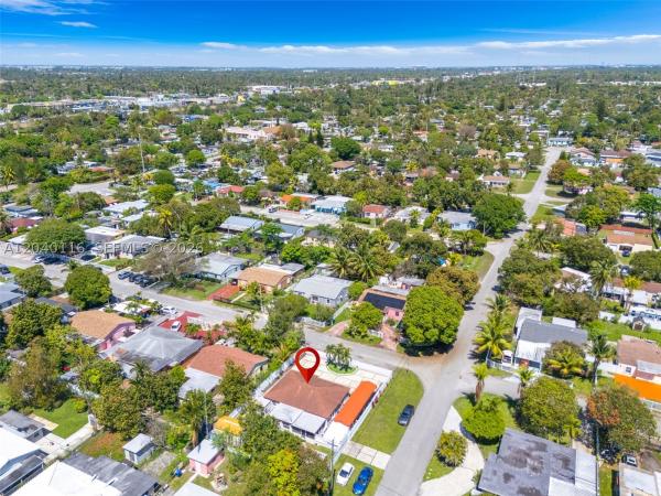302 NW 100th St, Unincorporated Dade County, Florida 33150, image 1