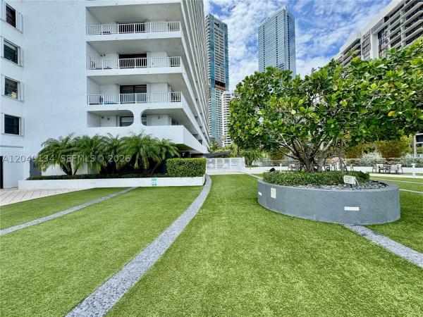 Brickell Harbour, 200 SE 15th Rd #9I, Miami, Florida 33129, image 3