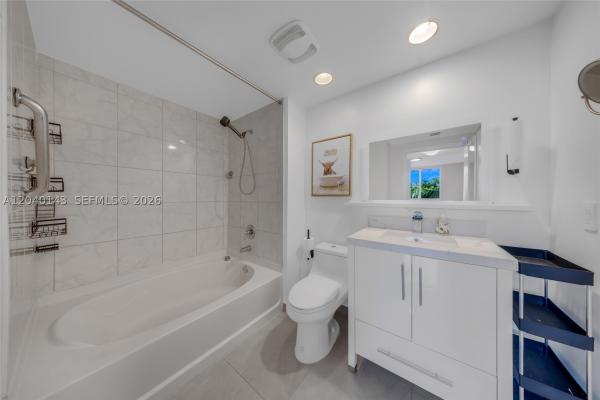Venture At Aventura West, 2775 NE 187th St #318, Aventura, Florida 33180, image 3