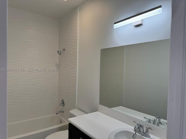 Bella Vista, 3526 NW 29th Ct, Lauderdale Lakes, Florida 33311, image 3