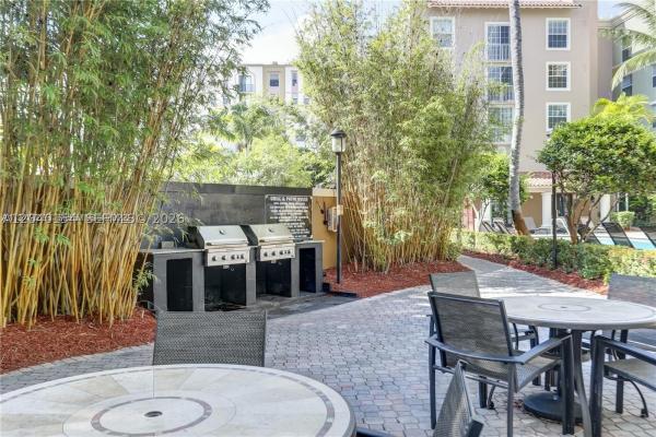 Regent Park At Young Circle, 1919 Van Buren St #620A, Hollywood, Florida 33020, image 3