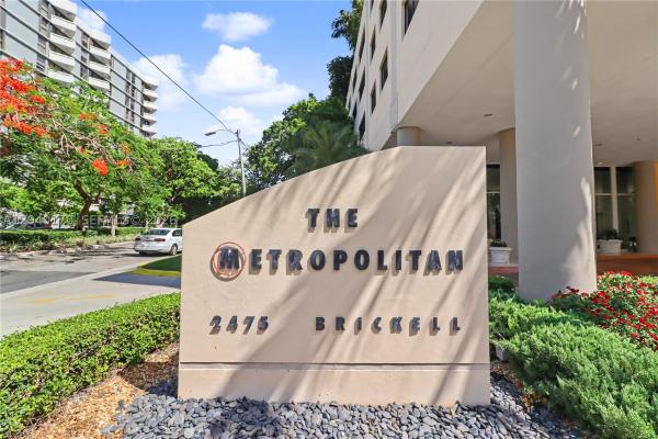 The Metropolitan, 2475 Brickell Ave #704, Miami, Florida 33129, image 3