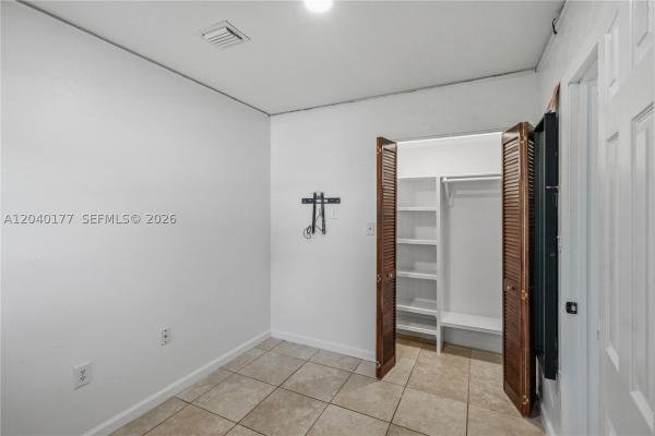 5113 SW 138th Avenue Cir, Unincorporated Dade County, Florida 33175, image 3