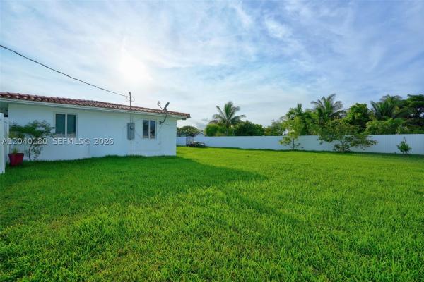 9535 SW 42nd St, Unincorporated Dade County, Florida 33165, image 1