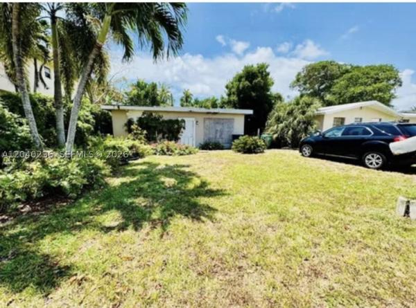 2616 NE 214th St, Unincorporated Dade County, Florida 33180, image 3
