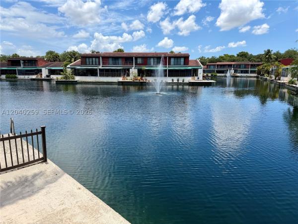 Loch Isle, 15187 W Loch Isle Dr W #15187, Miami Lakes, Florida 33014, image 2