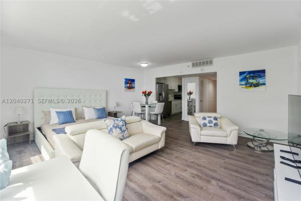 The Decoplage, 100 Lincoln Rd #538, Miami Beach, Florida 33139, image 2