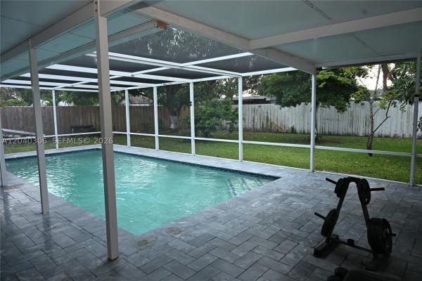 Driftwood Acres, 6930 Coolidge St, Hollywood, Florida 33024, image 2