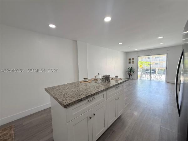 International, 6780 W 2nd Ct #212, Hialeah, Florida 33012, image 1