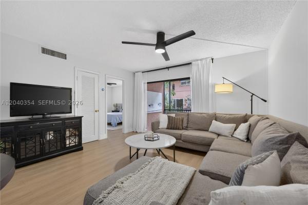 630 Tennis Club Dr #107, Wilton Manors, Florida 33311, image 2