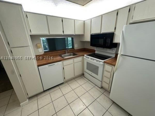3578 N University Dr #I-5, Coral Springs, Florida 33065, image 2