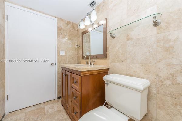 Brickell Place, 1901 Brickell Ave #B912, Miami, Florida 33129, image 1