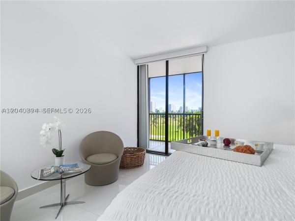 Coronado Tower 3, 20379 W Country Club Dr #536, Aventura, Florida 33180, image 3