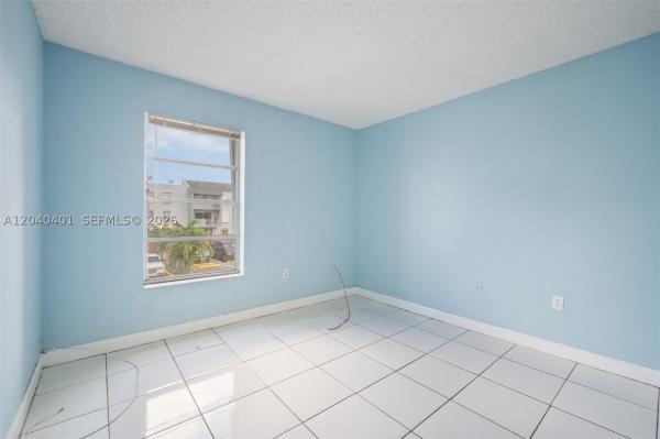 Los Suenos, 1725 W 60th St #F220, Hialeah, Florida 33012, image 1