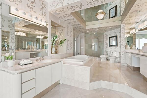 Oceania 2, 16445 Collins Ave #OS11B, Sunny Isles Beach, Florida 33160, image 2