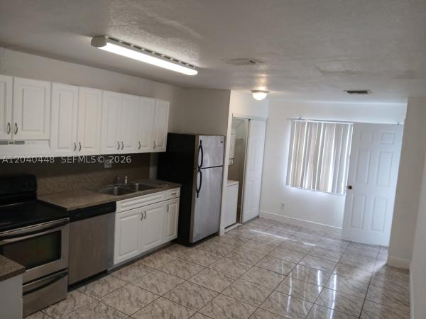 Heathgate, 7318 NW 76th Dr #1-2, Tamarac, Florida 33321, image 2