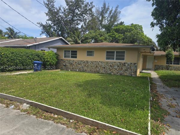 1340 NE 145th St #1, Unincorporated Dade County, Florida 33161, image 2