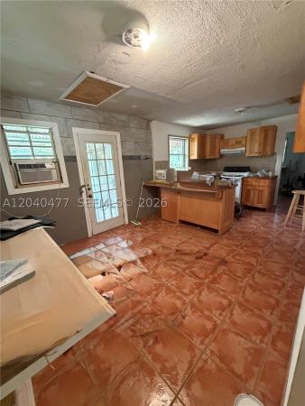 9110 SW 44th St, Unincorporated Dade County, Florida 33165, image 1