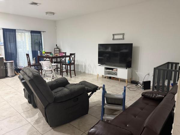 Cricket Club, 4037 NW 10th Pl, Lauderhill, Florida 33313, image 2