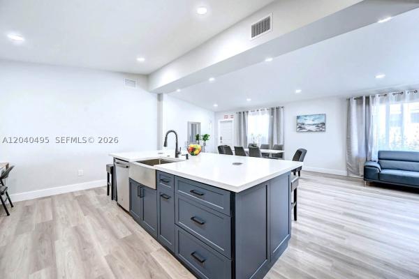 Hollywood Lakes, Hollywood, Florida 33019, image 1