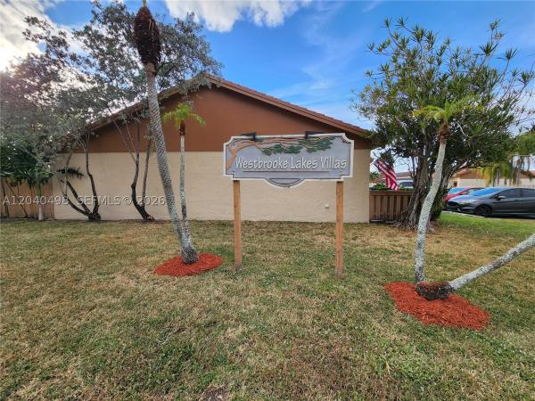 13412 SW 17th Terrace Cir S, Unincorporated Dade County, Florida 33175, image 2