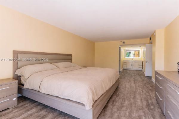 Winston Towers 700, 290 174th St #318, Sunny Isles Beach, Florida 33160, image 3