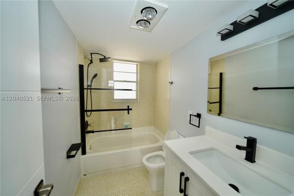 2541 Aragon Blvd #305, Sunrise, Florida 33322, image 2