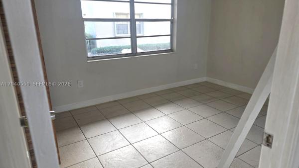 7785 SW 86th St #E-113, Unincorporated Dade County, Florida 33143, image 3