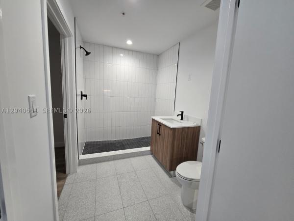 Revv Hollywood, 2236 Pierce St #402, Hollywood, Florida 33020, image 2