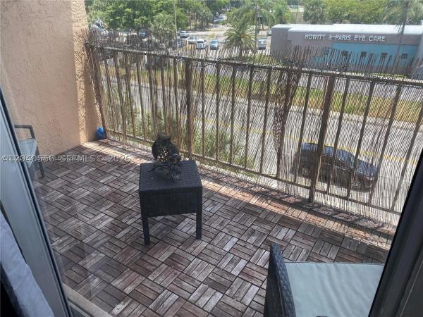 3 Horizons South, 1465 NE 123rd St #409, North Miami, Florida 33161, image 1