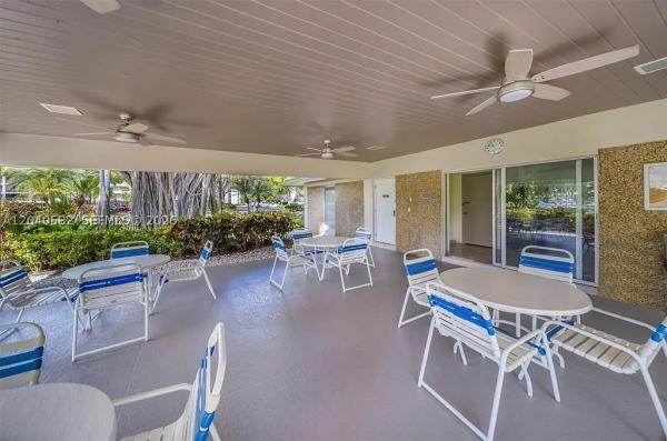 Garden At Oaks Lane, 550 Oaks Ln #202, Pompano Beach, Florida 33069, image 2