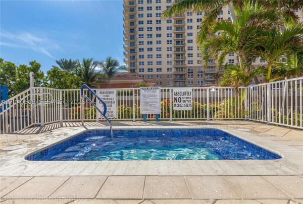 Parker Plaza Estates, 2030 S Ocean Dr #1901, Hallandale Beach, Florida 33009, image 1